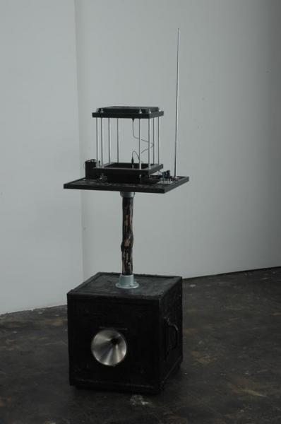Mark TITCHNER Symbolic wishing machine plus Orgone accumulator, 2004