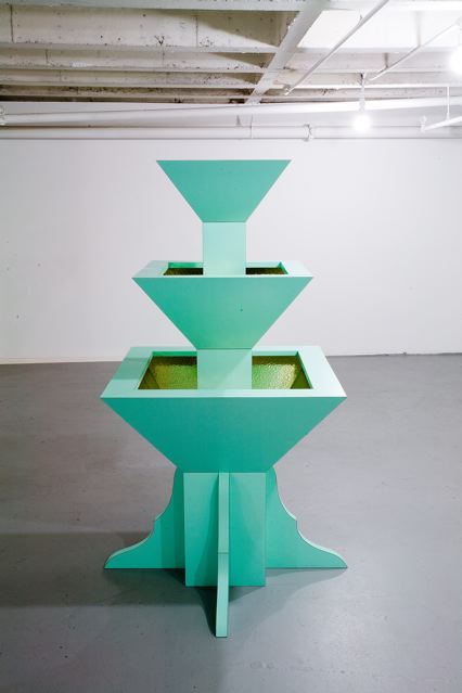 Delia Gonzalez and Gavin Russom Untitled (fountain)