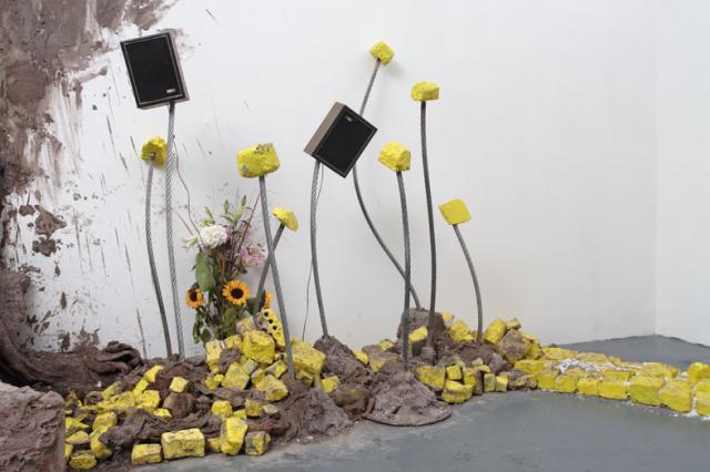 Agathe SNOW Twenty-Four (Yellow-Brick Road), 2007