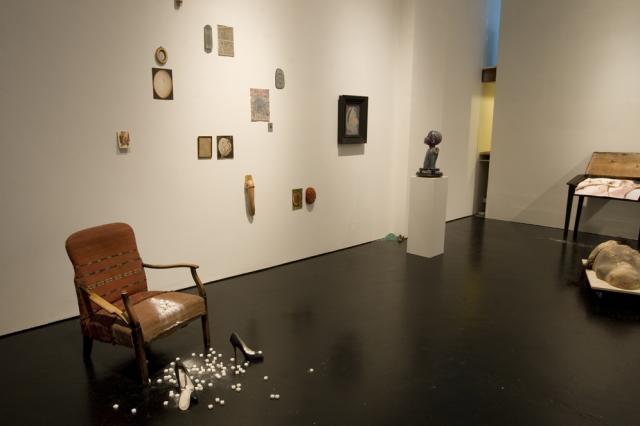 Amie DICKE Infinitely suffering Thing, 2007