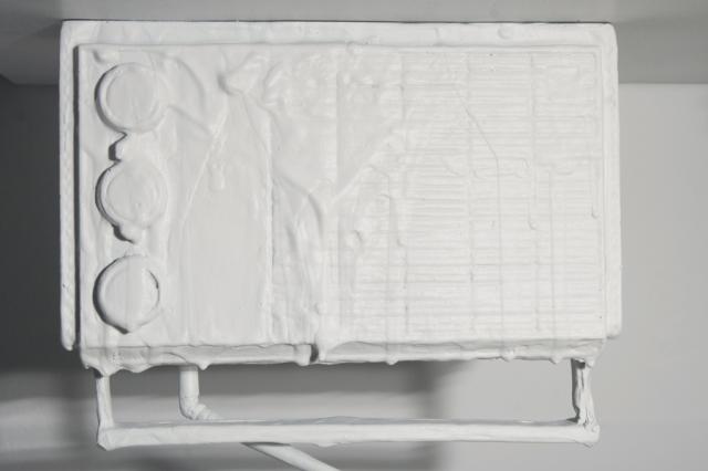 Terence KOH Untitled 13 (A Tiny Radio, A Small Plate of Shit, A Broken Pair of Glasses), 2008