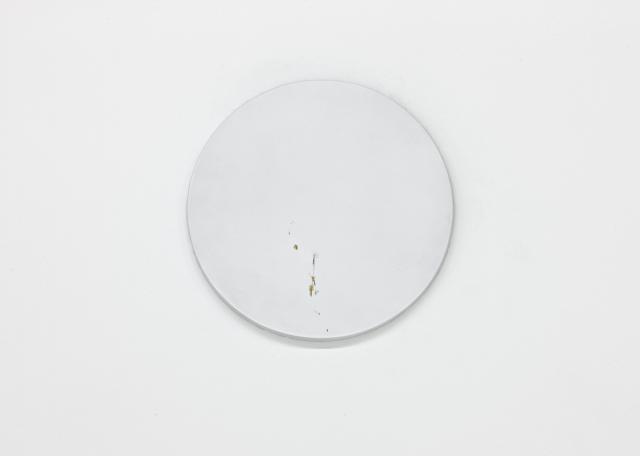 Terence KOH i therefore that this is one third of a snowman, 2008