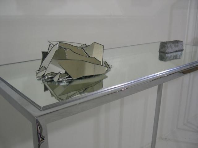 Terence KOH detail of Do NOT DOUBT THE DANGEROUSNESS OF MY BUTTERFLY SONG, Sliver (2004)
