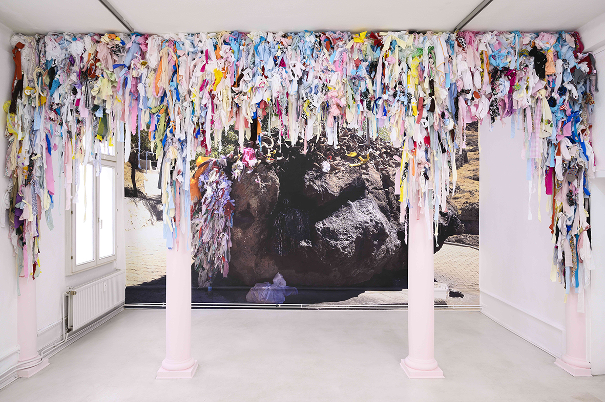 Melike Kara, No Friends but the Mountains, 2020 (installation) Melike Kara, No Friends but the Mountains, 2020 (installation)